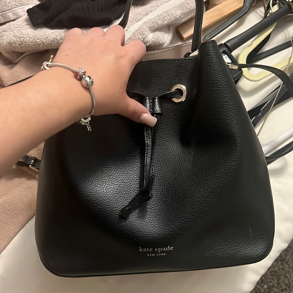 Black Kate spade purse